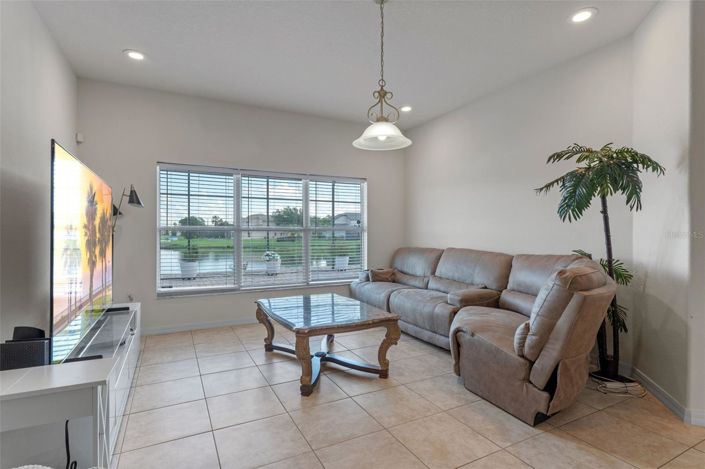 Image No.15-5 Bed House for sale