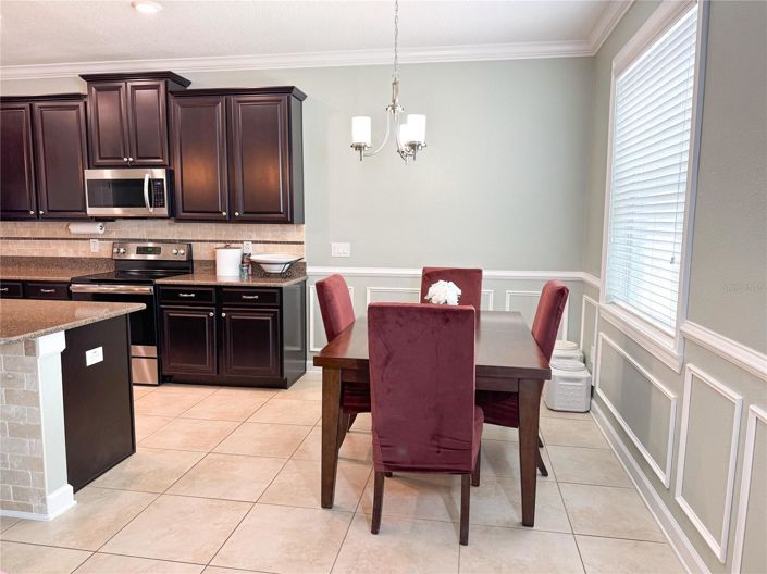 Image No.19-4 Bed House for sale