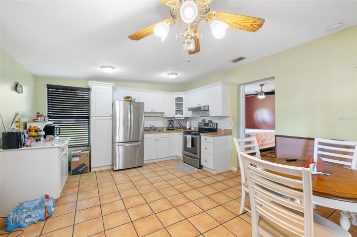 Image No.40-5 Bed House for sale