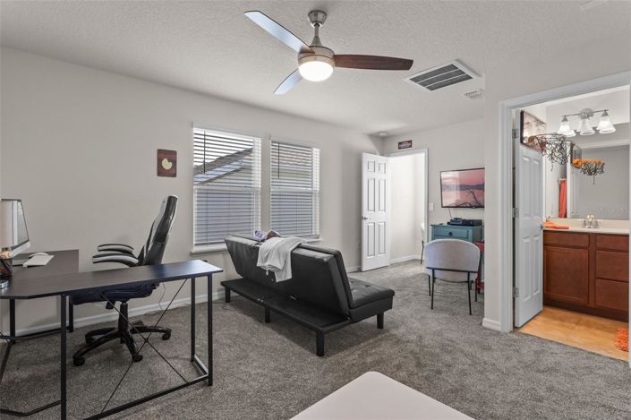 Image No.17-5 Bed House for sale