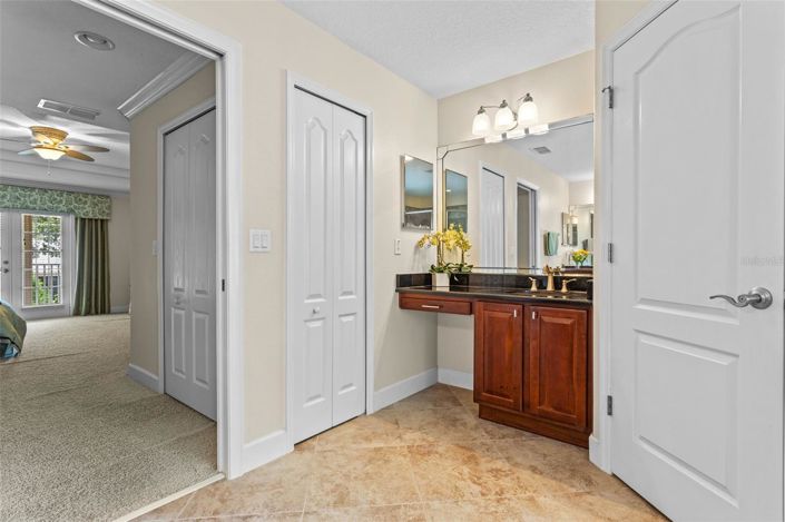 Image No.29-6 Bed House for sale