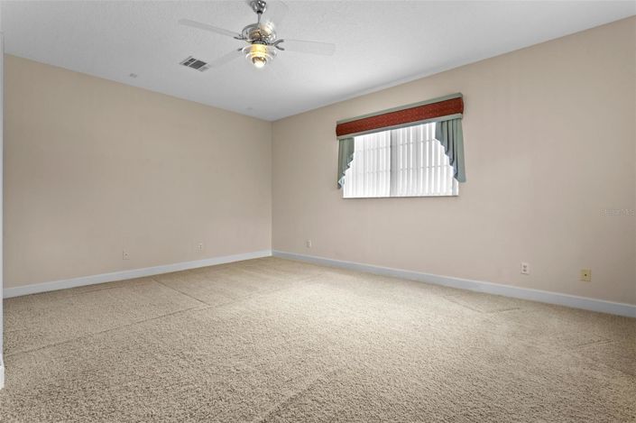 Image No.38-6 Bed House for sale