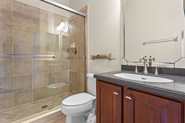 Image No.39-6 Bed House for sale