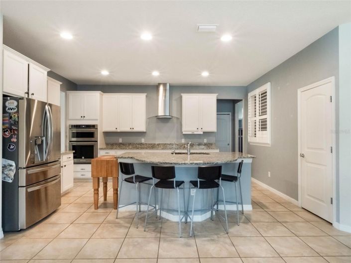 Image No.12-6 Bed House for sale