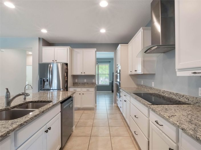 Image No.14-6 Bed House for sale