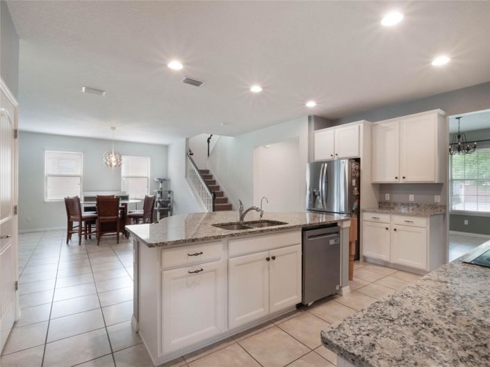 Image No.15-6 Bed House for sale