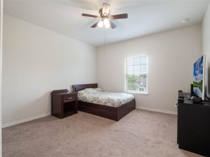 Image No.24-6 Bed House for sale