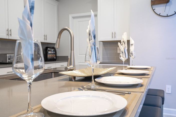 Image No.21-6 Bed House for sale