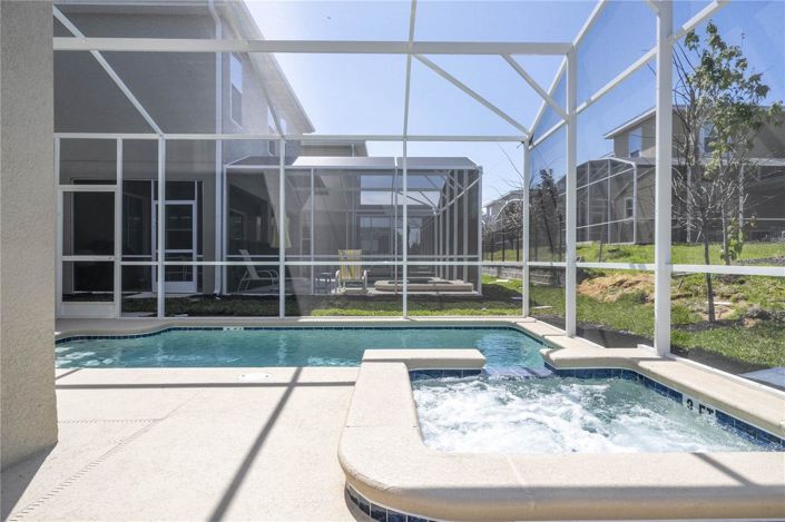 Image No.53-6 Bed House for sale