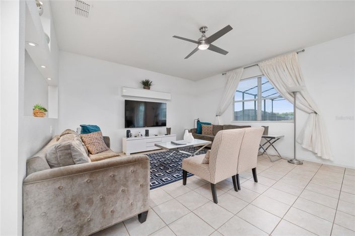 Image No.12-7 Bed House for sale