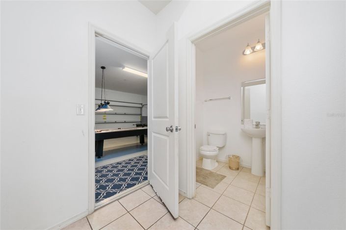 Image No.18-7 Bed House for sale