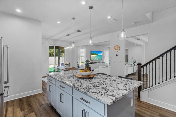 Image No.15-4 Bed House for sale