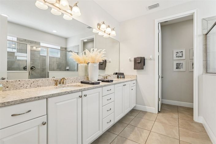 Image No.21-5 Bed House for sale