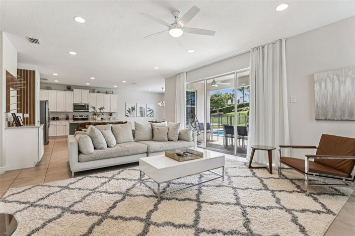 Image No.7-5 Bed House for sale