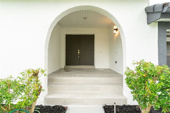 Image No.11-4 Bed House for sale