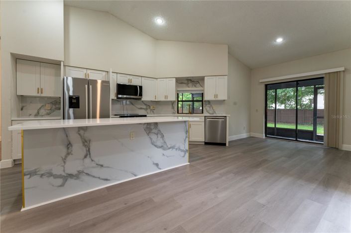 Image No.21-4 Bed House for sale