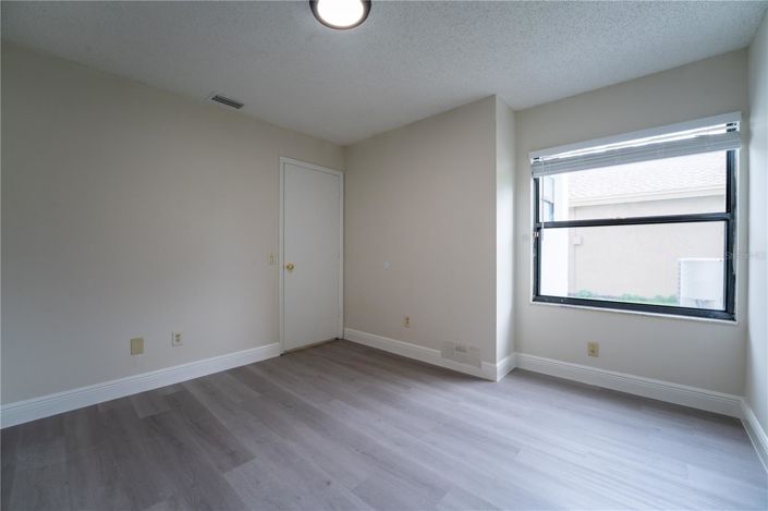 Image No.37-4 Bed House for sale