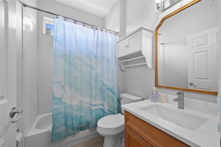 Image No.24-4 Bed House for sale