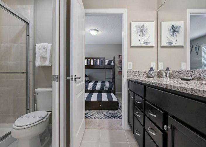 Image No.25-9 Bed House for sale