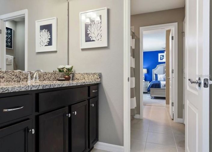 Image No.30-9 Bed House for sale