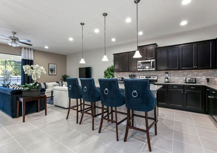 Image No.6-9 Bed House for sale