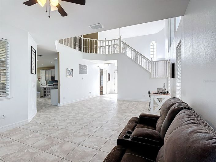 Image No.15-5 Bed House for sale