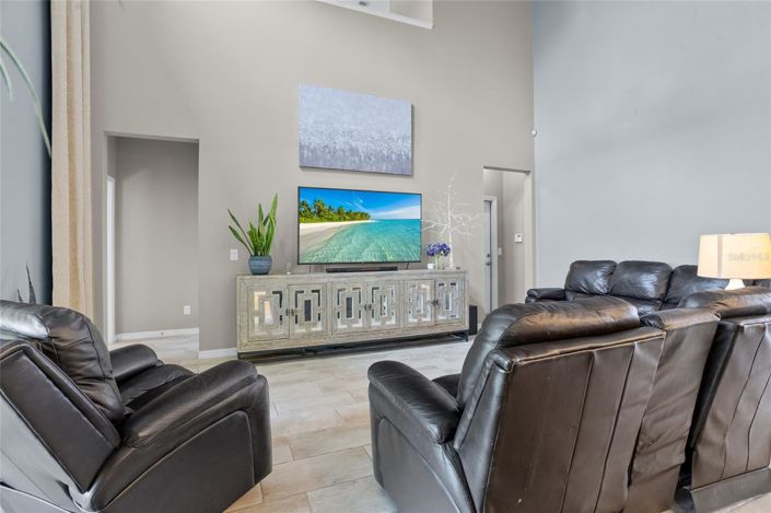 Image No.13-4 Bed House for sale