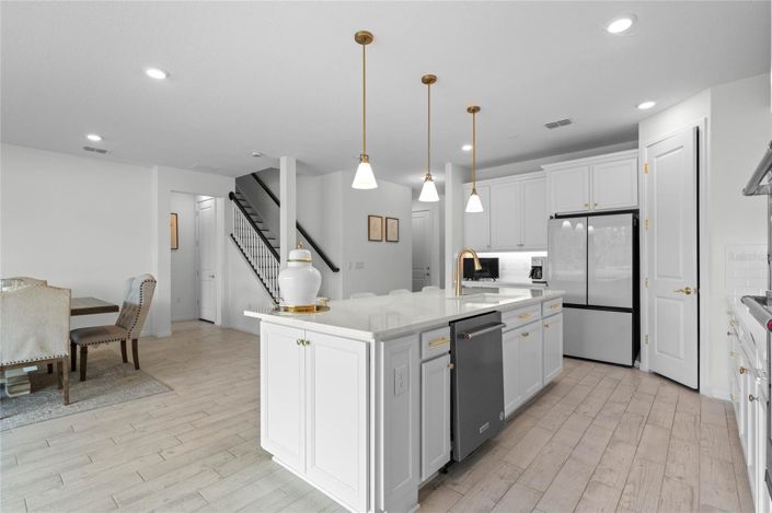 Image No.16-4 Bed House for sale