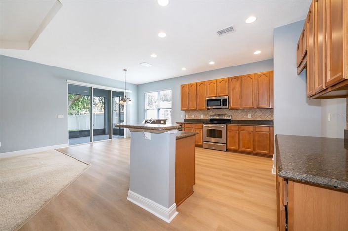 Image No.19-4 Bed House for sale