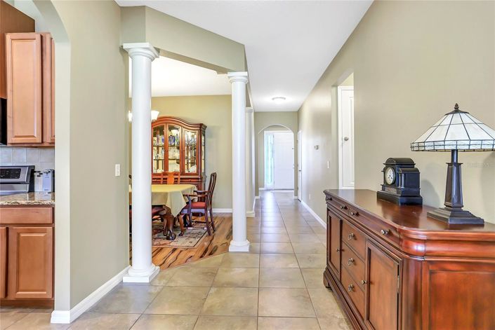 Image No.6-4 Bed House for sale