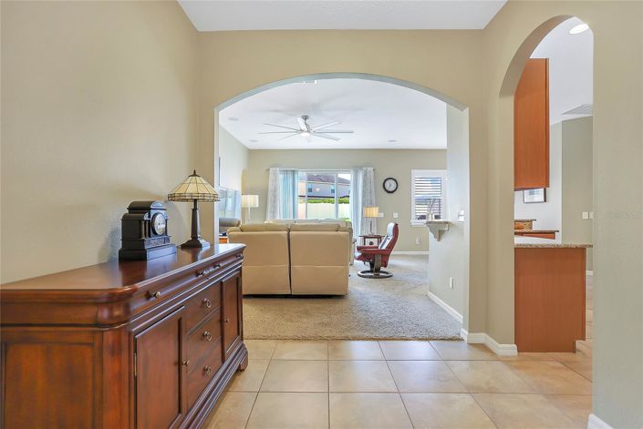 Image No.8-4 Bed House for sale