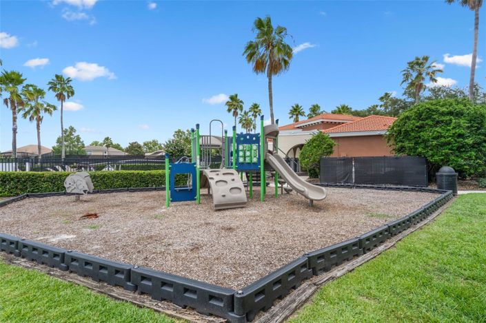 Image No.81-3 Bed House for sale