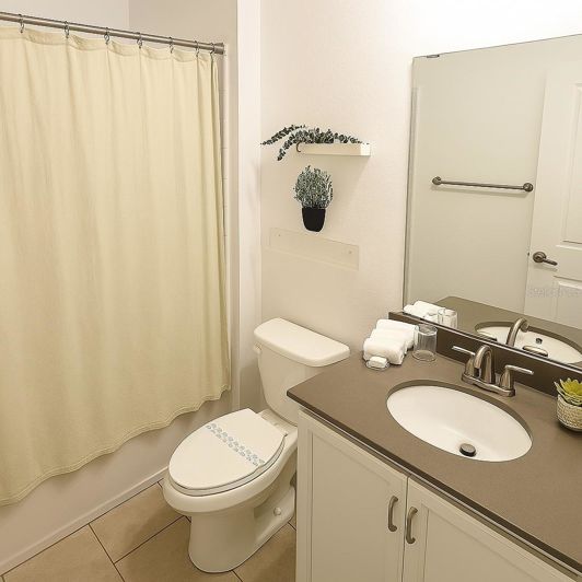 Image No.12-5 Bed House for sale