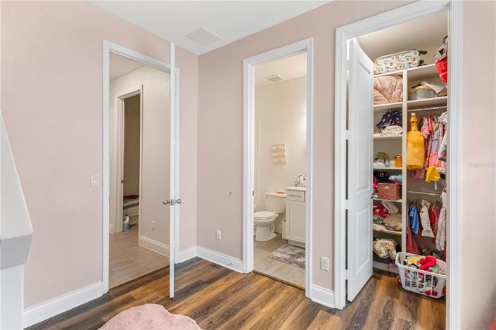 Image No.26-4 Bed House for sale