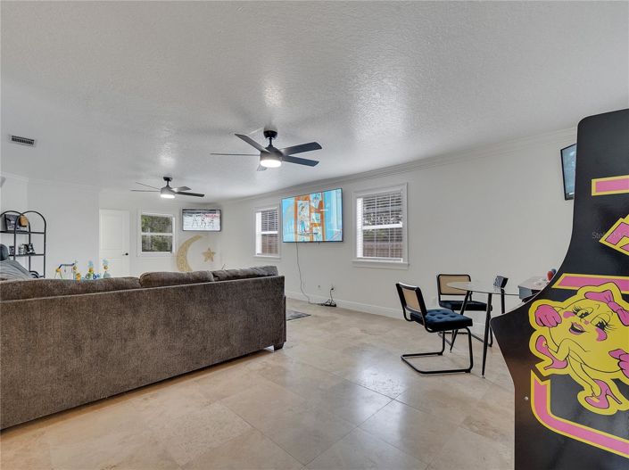 Image No.58-4 Bed House for sale