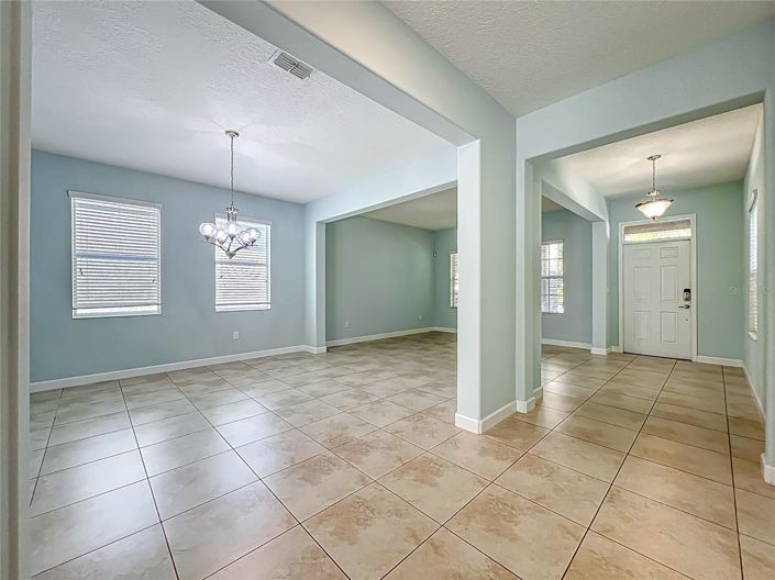 Image No.13-4 Bed House for sale