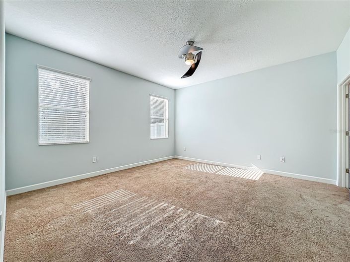 Image No.23-4 Bed House for sale