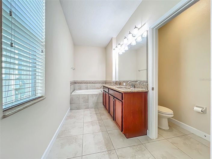 Image No.29-4 Bed House for sale