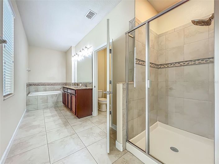 Image No.30-4 Bed House for sale