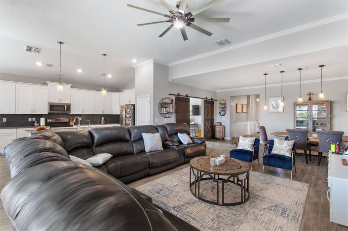 Image No.16-5 Bed House for sale