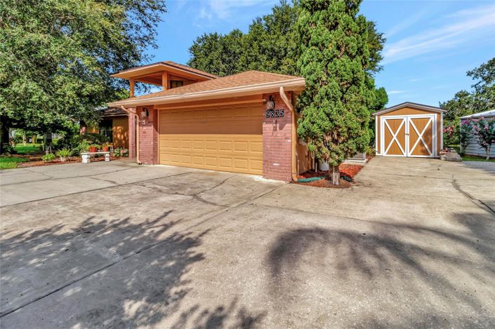 Image No.2-3 Bed House for sale