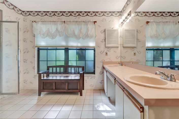 Image No.20-3 Bed House for sale