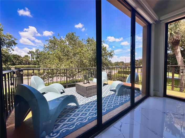 Image No.23-3 Bed Apartment for sale