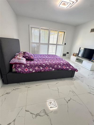 Image No.35-3 Bed Apartment for sale