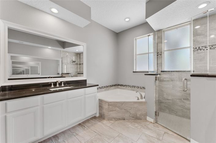 Image No.31-4 Bed House for sale