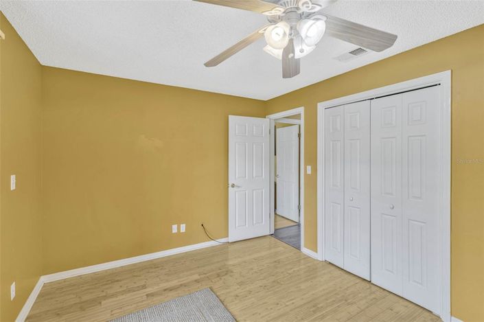 Image No.30-4 Bed House for sale