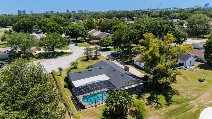 Image No.36-4 Bed House for sale