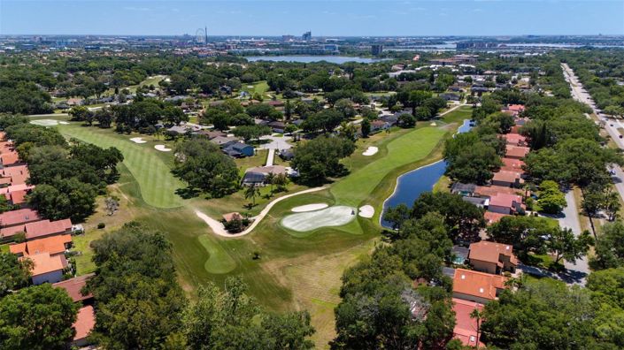 Image No.42-4 Bed House for sale