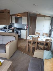 Swift-Bordeaux-Saydo-Manhattan-Interior--4-