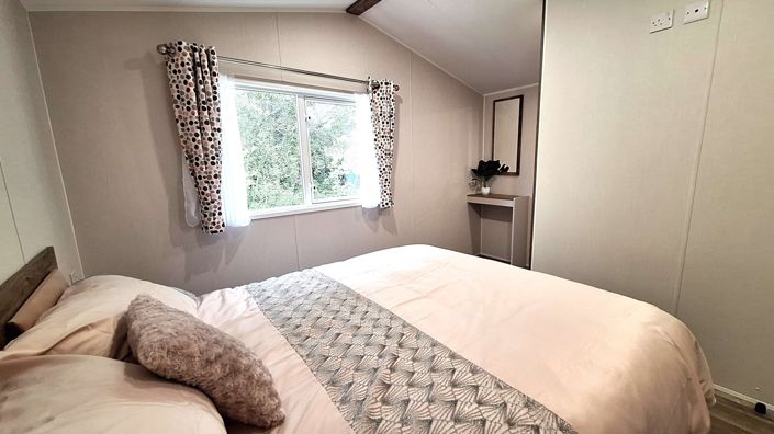 Image No.12-2 Bed Mobile Home for sale